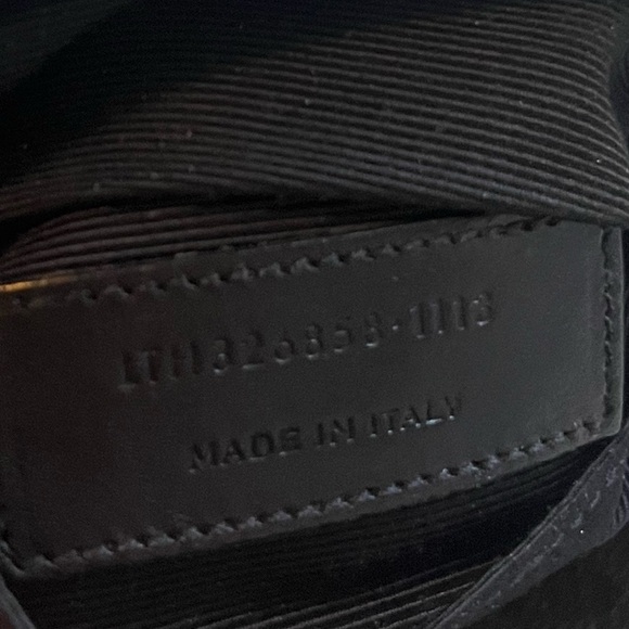 SAINT LAURENT
Monogram Canvas Flat Messenger Bag - Picture 10 of 13